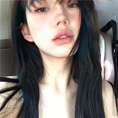 红色手提箱